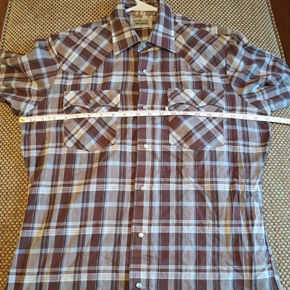 LeviStrauss & Company Brown Plaid Long Sleeve Shirt With Shimmery Gold Threading - Picture 10 of 14